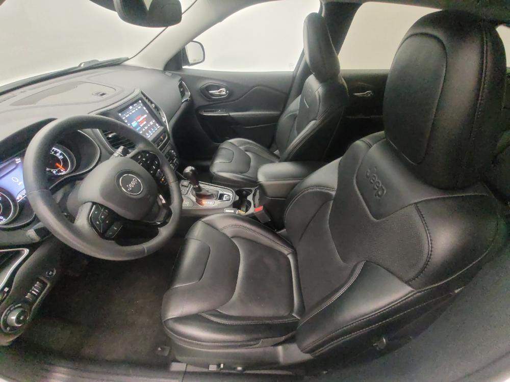 used 2023 Jeep Cherokee car, priced at $24,395