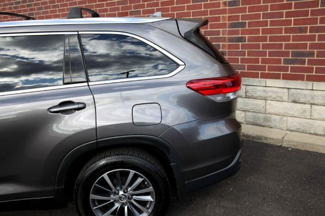 used 2019 Toyota Highlander car, priced at $25,950
