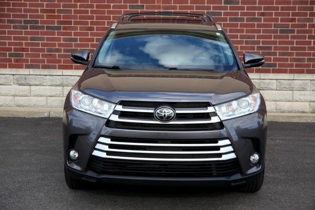 used 2019 Toyota Highlander car, priced at $25,950