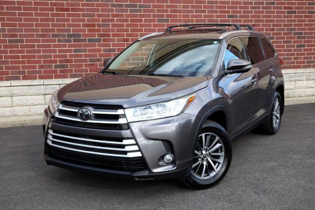 used 2019 Toyota Highlander car, priced at $25,950