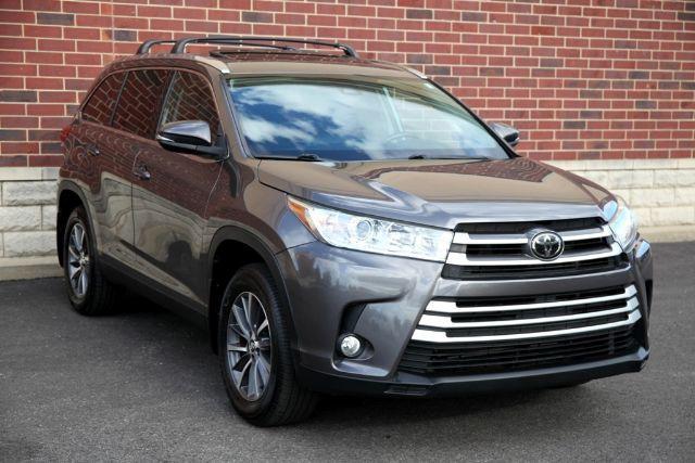 used 2019 Toyota Highlander car, priced at $25,950