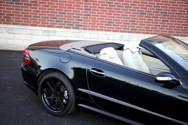 used 2007 Mercedes-Benz SL-Class car, priced at $28,950