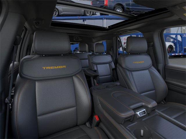 new 2025 Ford Expedition car, priced at $86,760