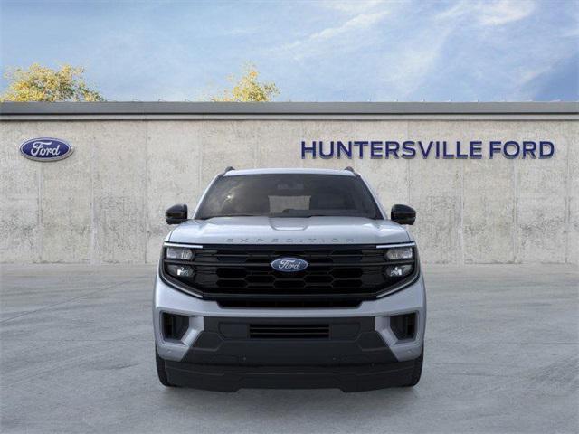 new 2025 Ford Expedition car, priced at $68,298