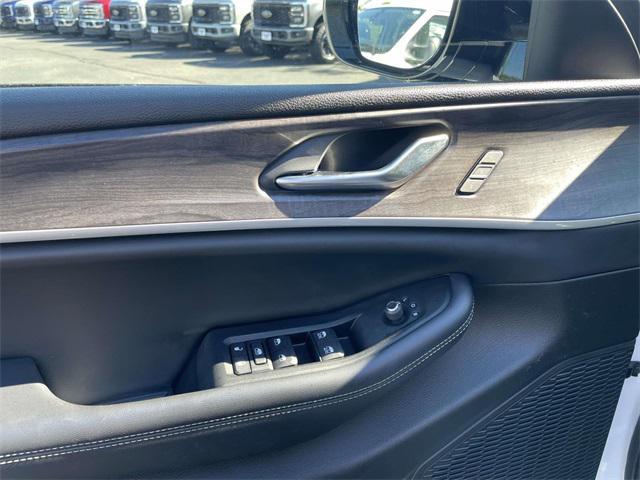 used 2023 Jeep Grand Cherokee car, priced at $27,864