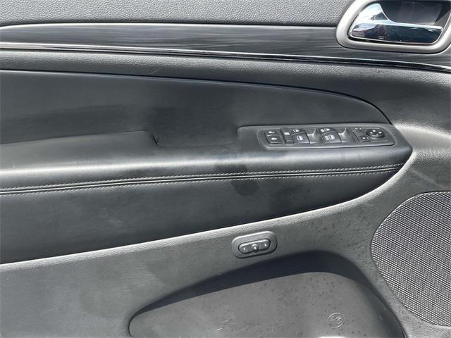 used 2019 Jeep Grand Cherokee car, priced at $15,966