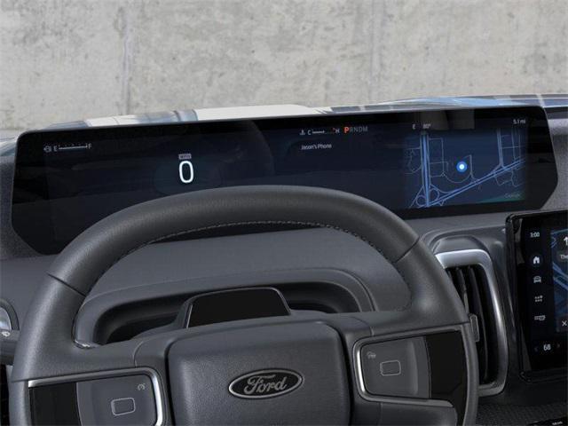 new 2025 Ford Expedition car, priced at $86,705