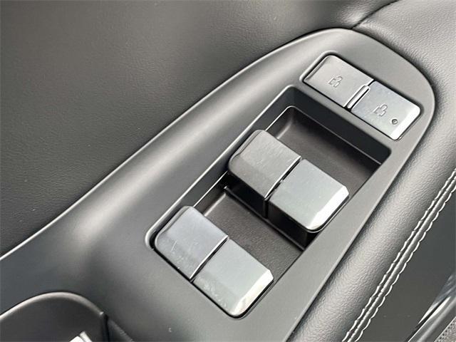 used 2025 Lincoln Navigator car, priced at $91,948