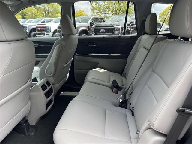 used 2021 Honda Pilot car, priced at $30,242