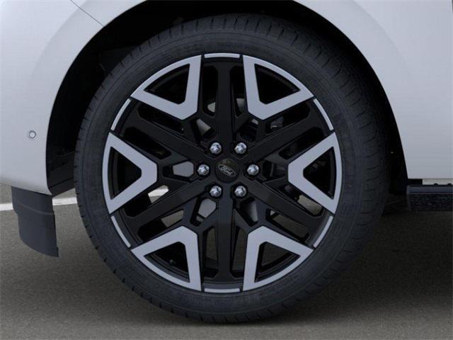 new 2025 Ford Expedition car, priced at $93,935