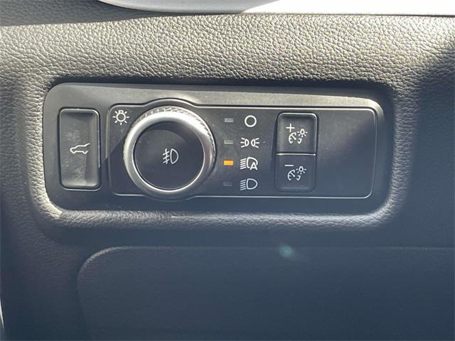 used 2024 Ford Explorer car, priced at $29,989