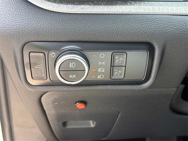 used 2024 Ford Explorer car, priced at $44,915
