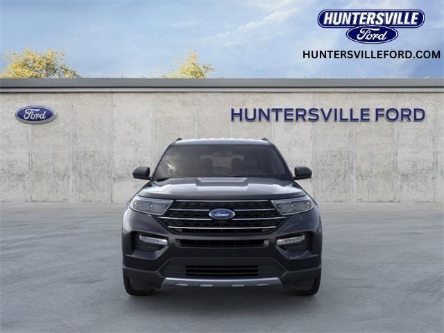 new 2024 Ford Explorer car, priced at $39,887