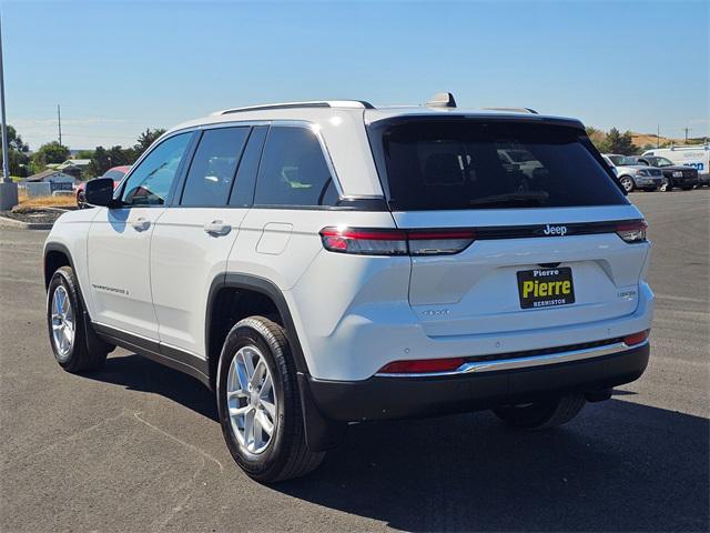 new 2025 Jeep Grand Cherokee car, priced at $39,750