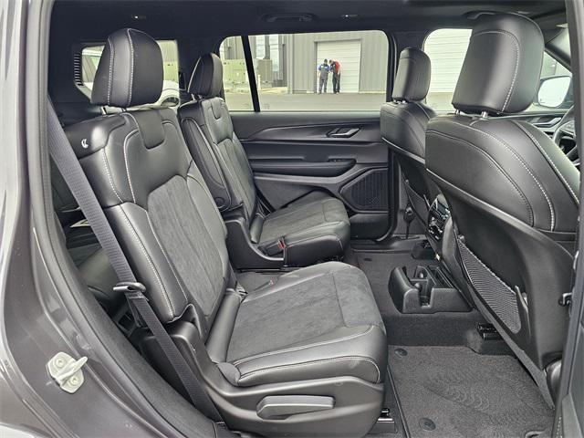 new 2025 Jeep Grand Cherokee L car, priced at $47,232