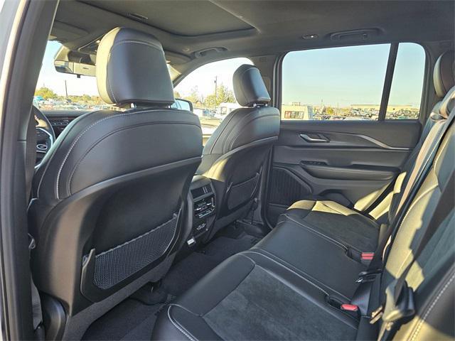 new 2025 Jeep Grand Cherokee car, priced at $41,749