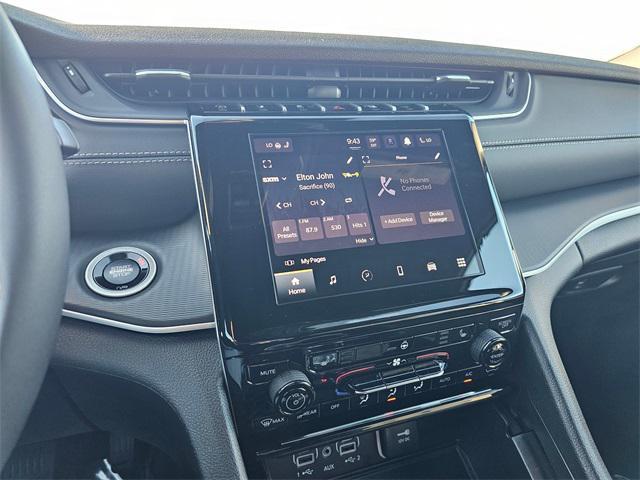 new 2025 Jeep Grand Cherokee car, priced at $41,749