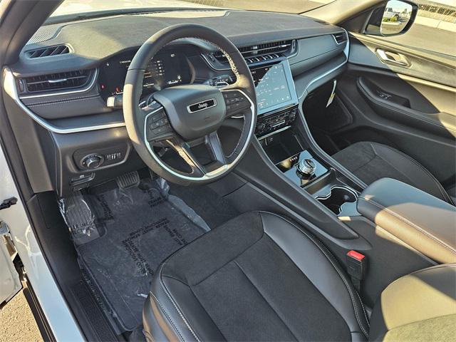 new 2025 Jeep Grand Cherokee car, priced at $41,749