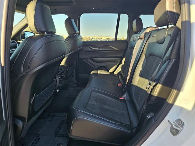 new 2025 Jeep Grand Cherokee car, priced at $41,749