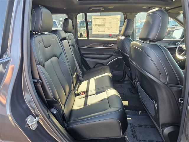 new 2025 Jeep Grand Cherokee car, priced at $49,749