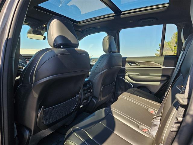 new 2025 Jeep Grand Cherokee car, priced at $49,749