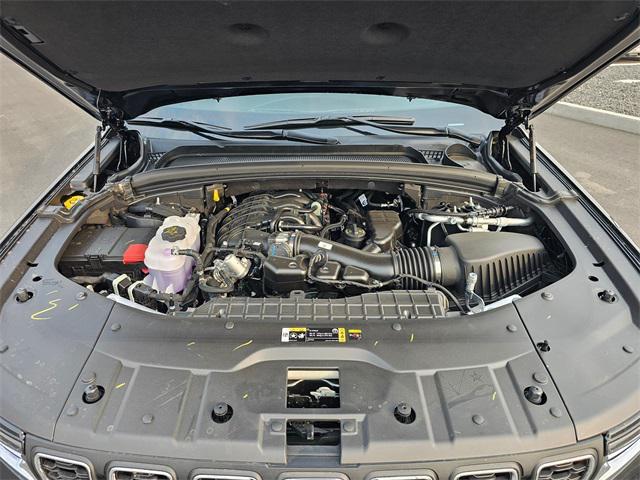 new 2025 Jeep Grand Cherokee car, priced at $40,345