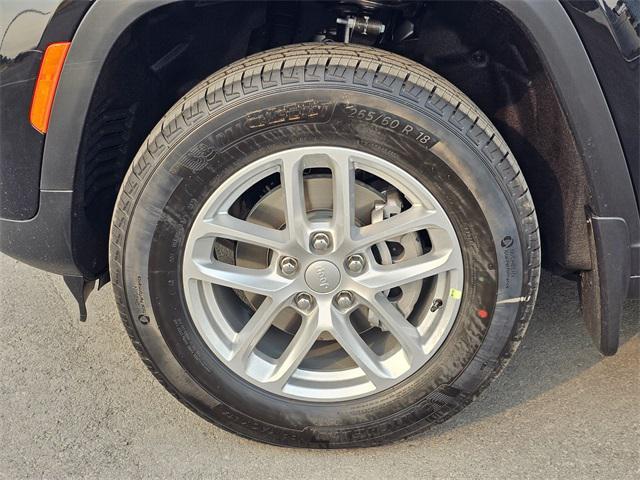 new 2025 Jeep Grand Cherokee car, priced at $40,345