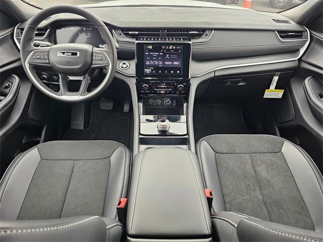 new 2025 Jeep Grand Cherokee L car, priced at $44,499