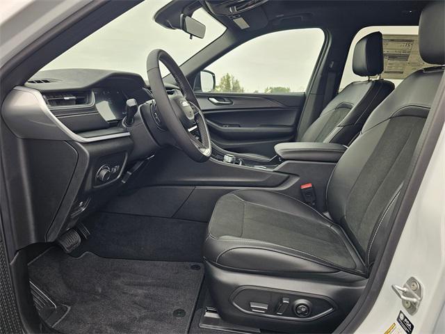 new 2025 Jeep Grand Cherokee L car, priced at $44,499