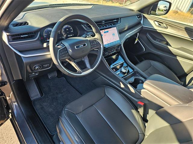 new 2025 Jeep Grand Cherokee L car, priced at $53,500