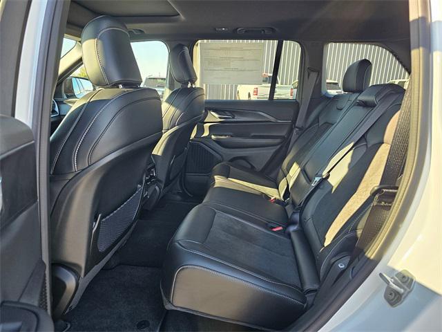 new 2025 Jeep Grand Cherokee car, priced at $43,250