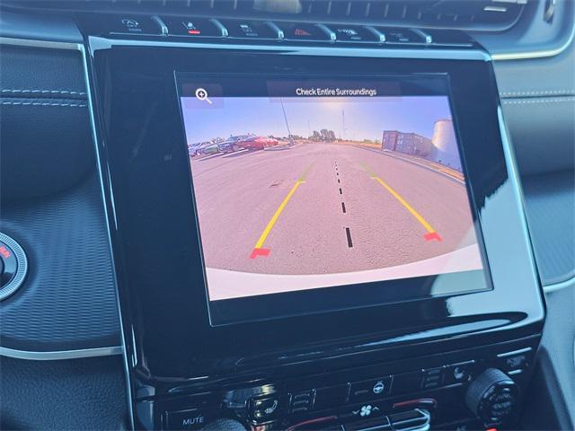 new 2025 Jeep Grand Cherokee car, priced at $43,250