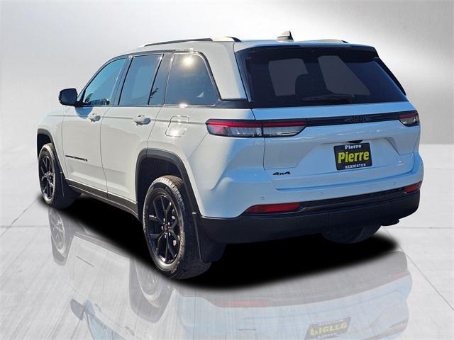 new 2025 Jeep Grand Cherokee car, priced at $43,250