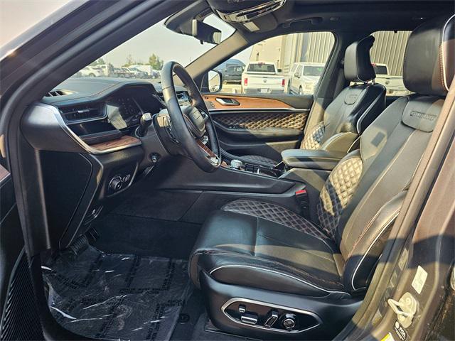 used 2023 Jeep Grand Cherokee car, priced at $40,991