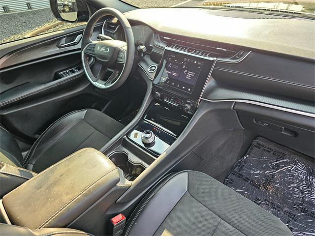 used 2025 Jeep Grand Cherokee car, priced at $38,967