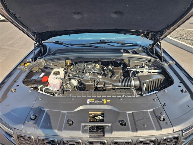 used 2025 Jeep Grand Cherokee car, priced at $38,967