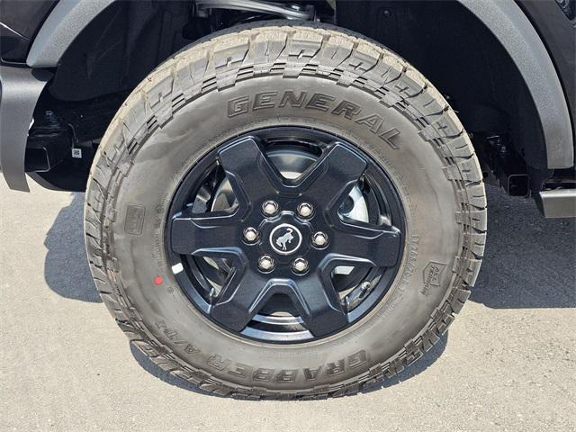 new 2025 Ford Bronco car, priced at $46,178