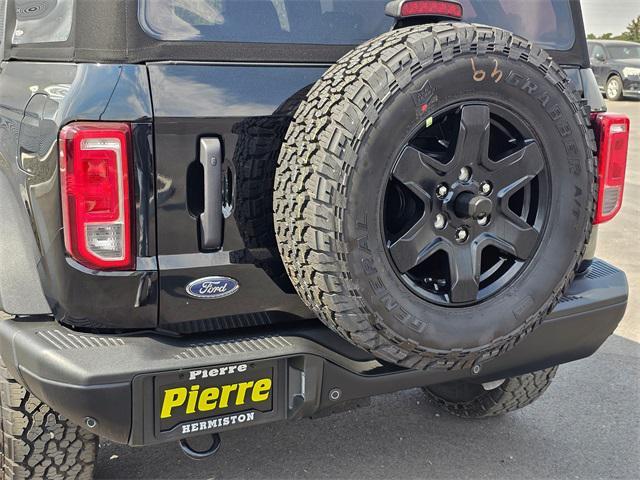 new 2025 Ford Bronco car, priced at $46,178