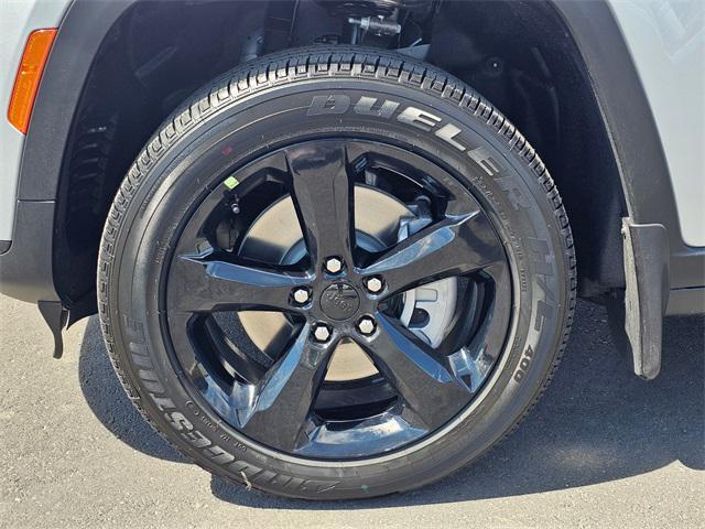 new 2025 Jeep Grand Cherokee L car, priced at $45,918