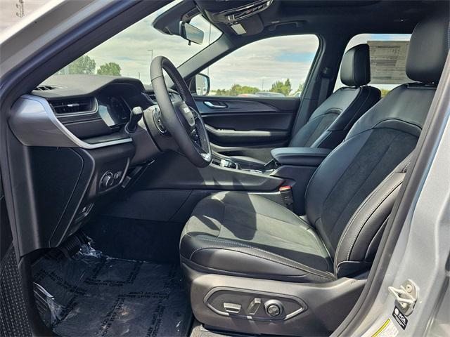 new 2025 Jeep Grand Cherokee L car, priced at $45,918