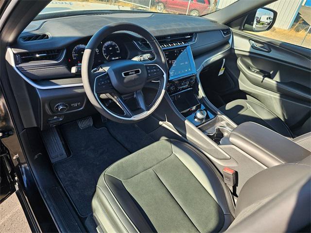 new 2025 Jeep Grand Cherokee L car, priced at $46,556