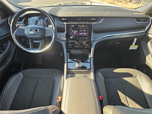 new 2025 Jeep Grand Cherokee L car, priced at $46,556