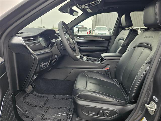 used 2024 Jeep Grand Cherokee car, priced at $39,639