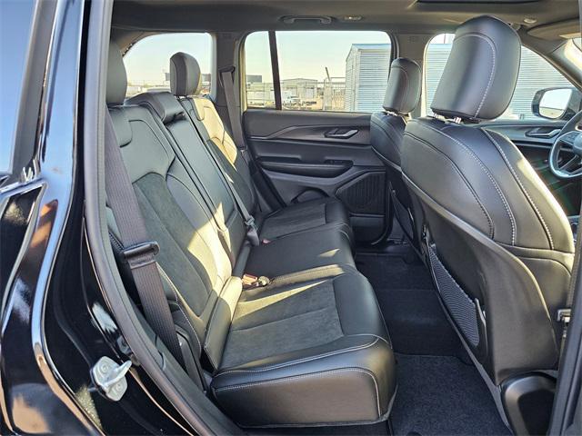 new 2025 Jeep Grand Cherokee car, priced at $43,749