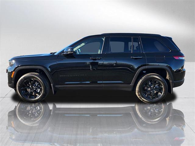 new 2025 Jeep Grand Cherokee car, priced at $43,749