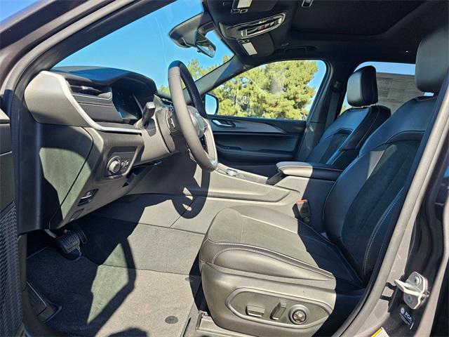 new 2025 Jeep Grand Cherokee car, priced at $44,846