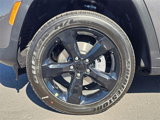 new 2025 Jeep Grand Cherokee car, priced at $44,846