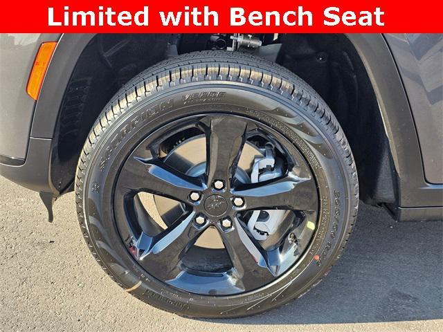 new 2025 Jeep Grand Cherokee L car, priced at $51,499