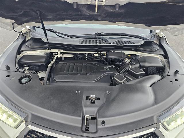 used 2020 Acura MDX car, priced at $27,400