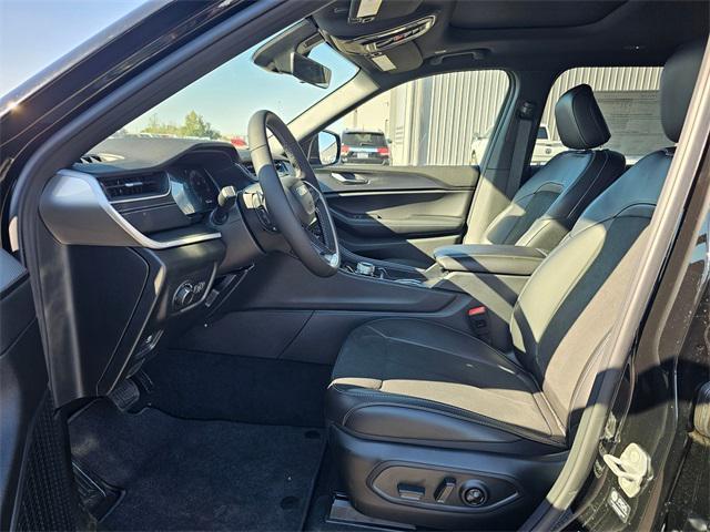 new 2025 Jeep Grand Cherokee L car, priced at $46,500